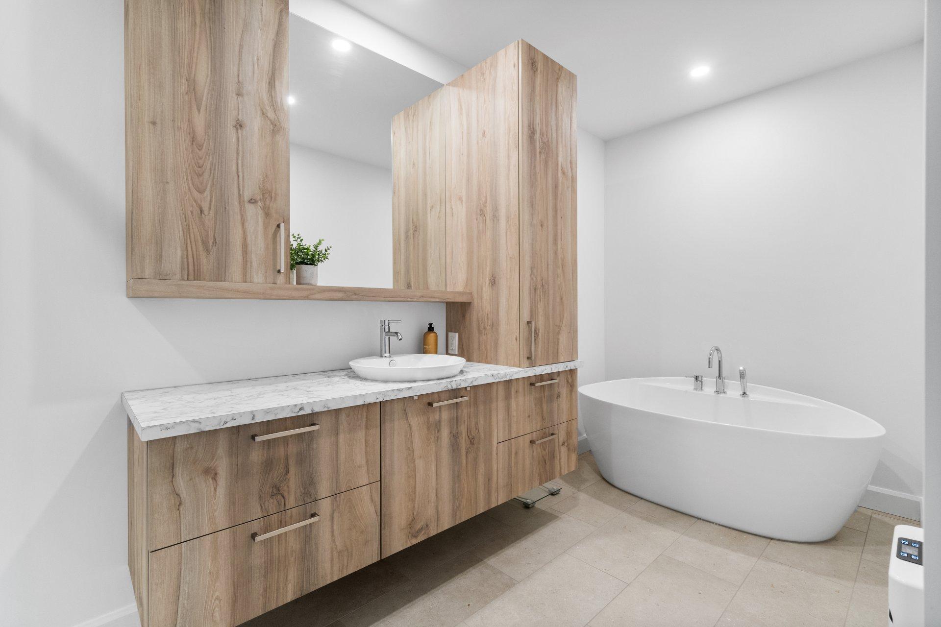 









387


Route 273

, 3,
Saint-Apollinaire,




QC
G0S2E0

