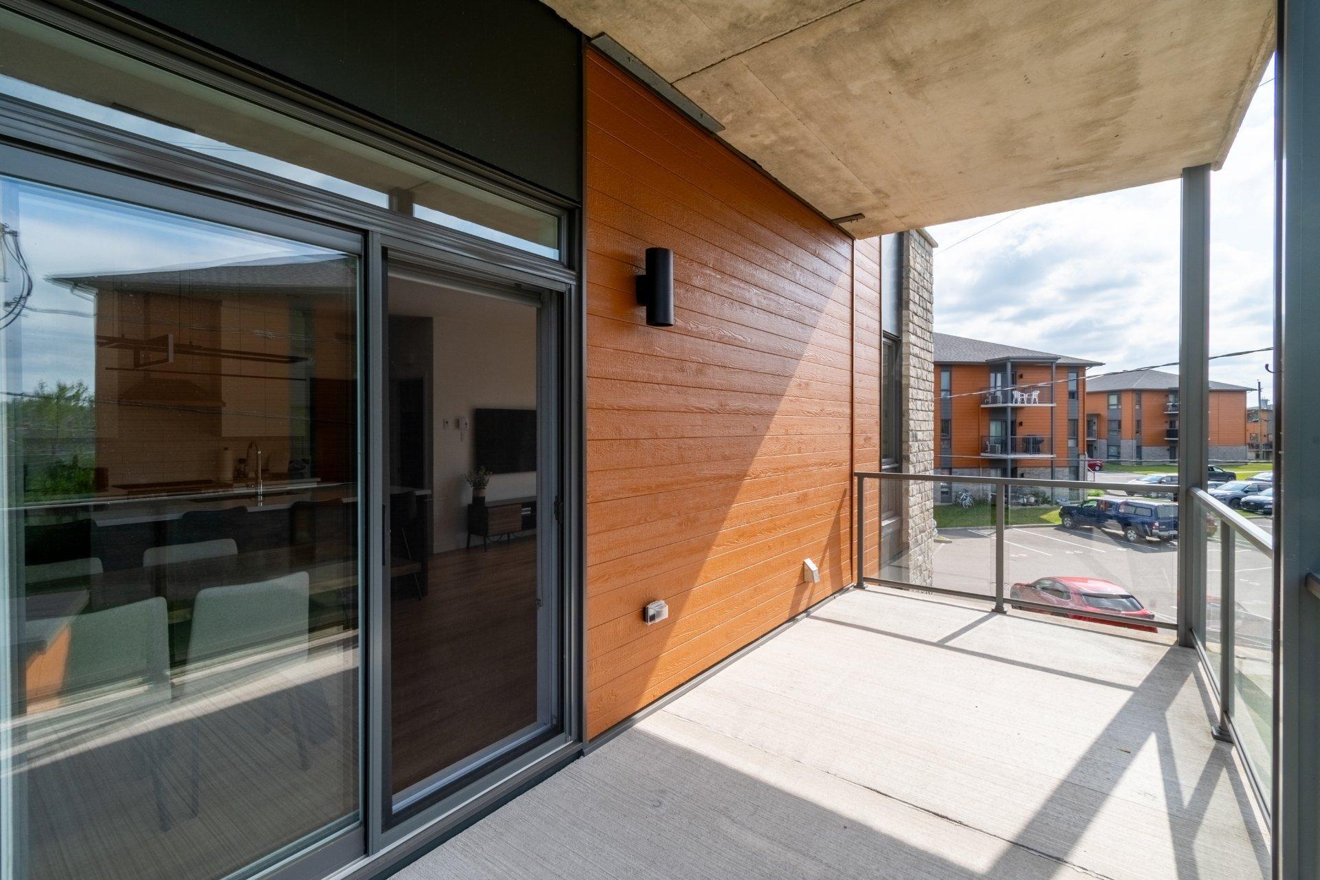 









387


Route 273

, 3,
Saint-Apollinaire,




QC
G0S2E0

