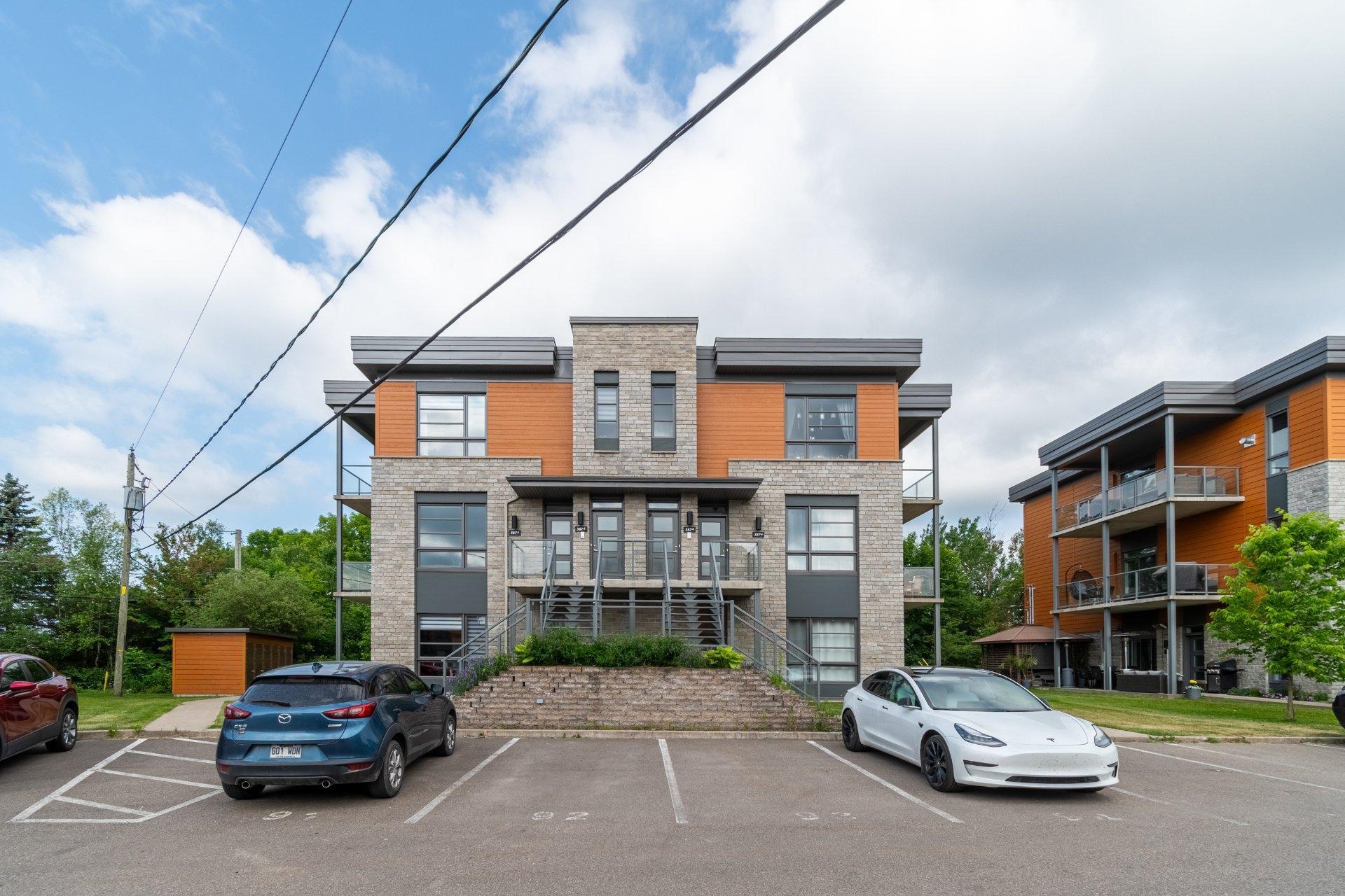 









387


Route 273

, 3,
Saint-Apollinaire,




QC
G0S2E0

