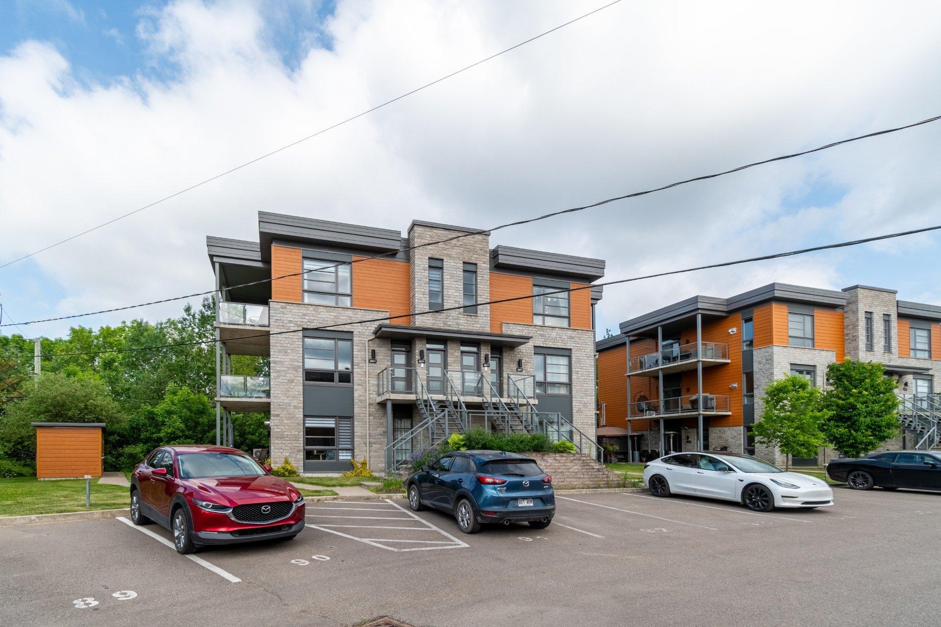 









387


Route 273

, 3,
Saint-Apollinaire,




QC
G0S2E0

