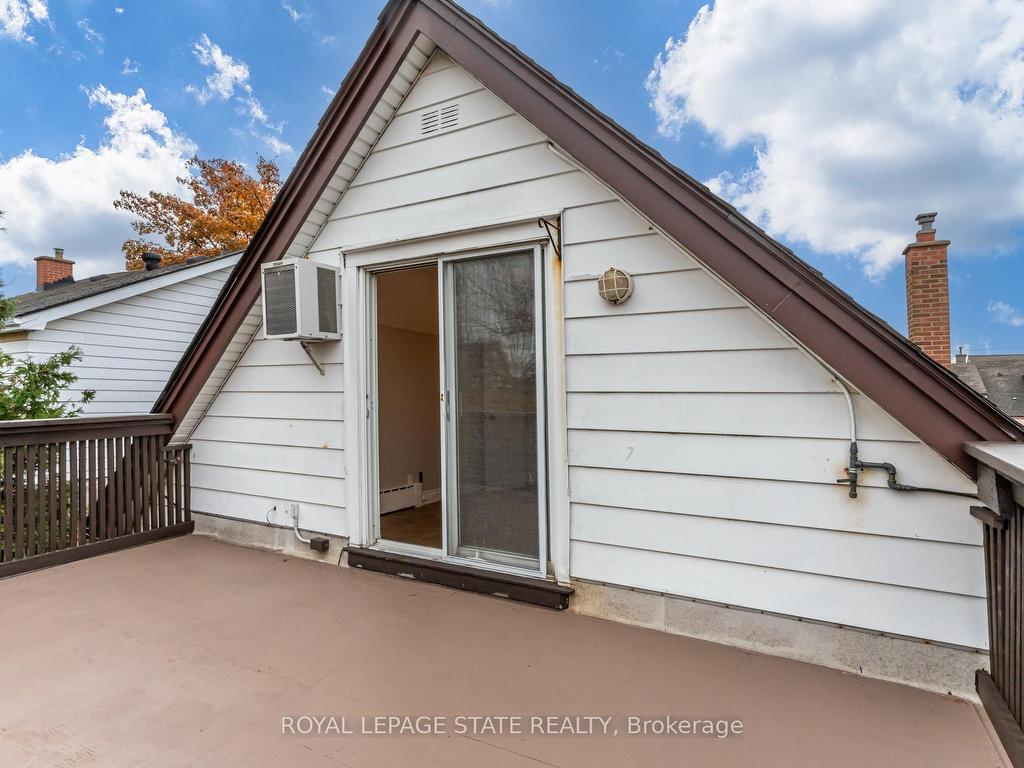 









15


Empress

Avenue,
Hamilton,




ON
L9A 1M1

