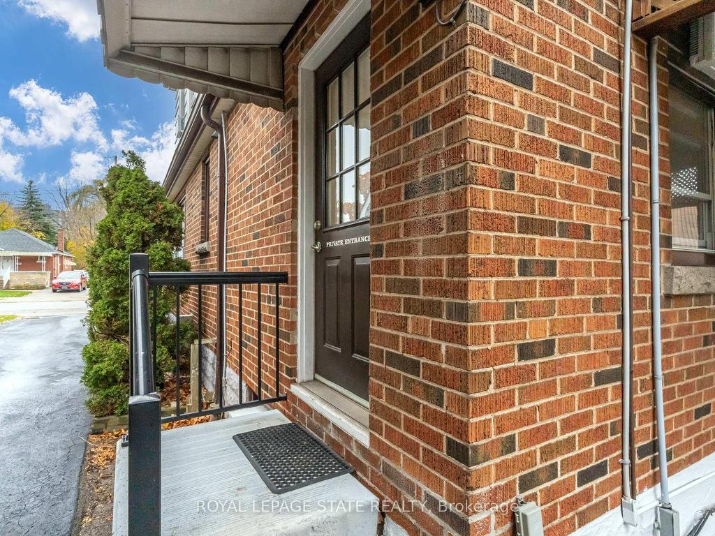 









15


Empress

Avenue,
Hamilton,




ON
L9A 1M1


