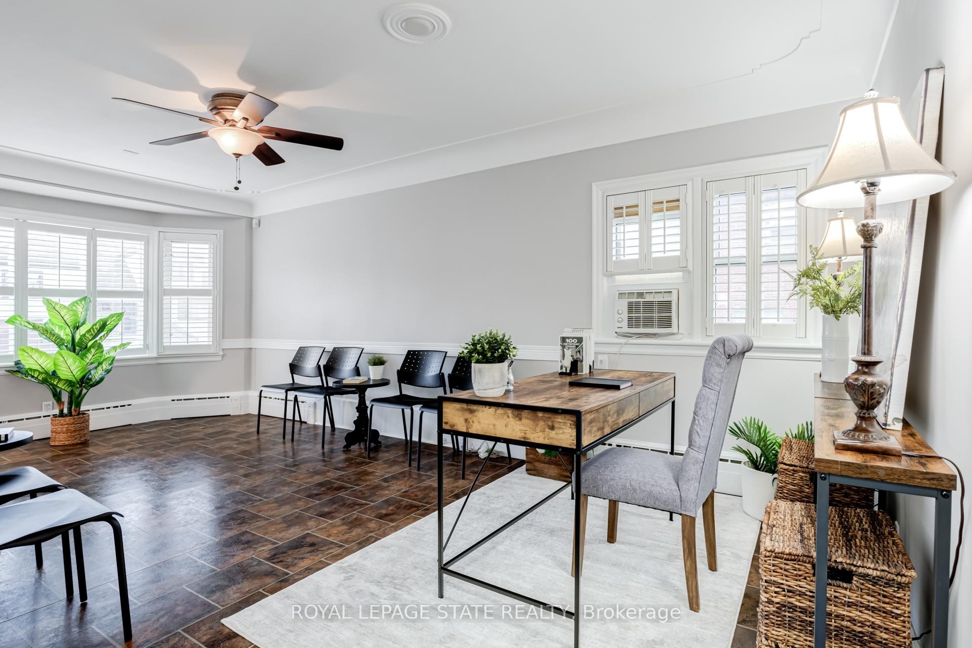 









15


Empress

Avenue,
Hamilton,




ON
L9A 1M1

