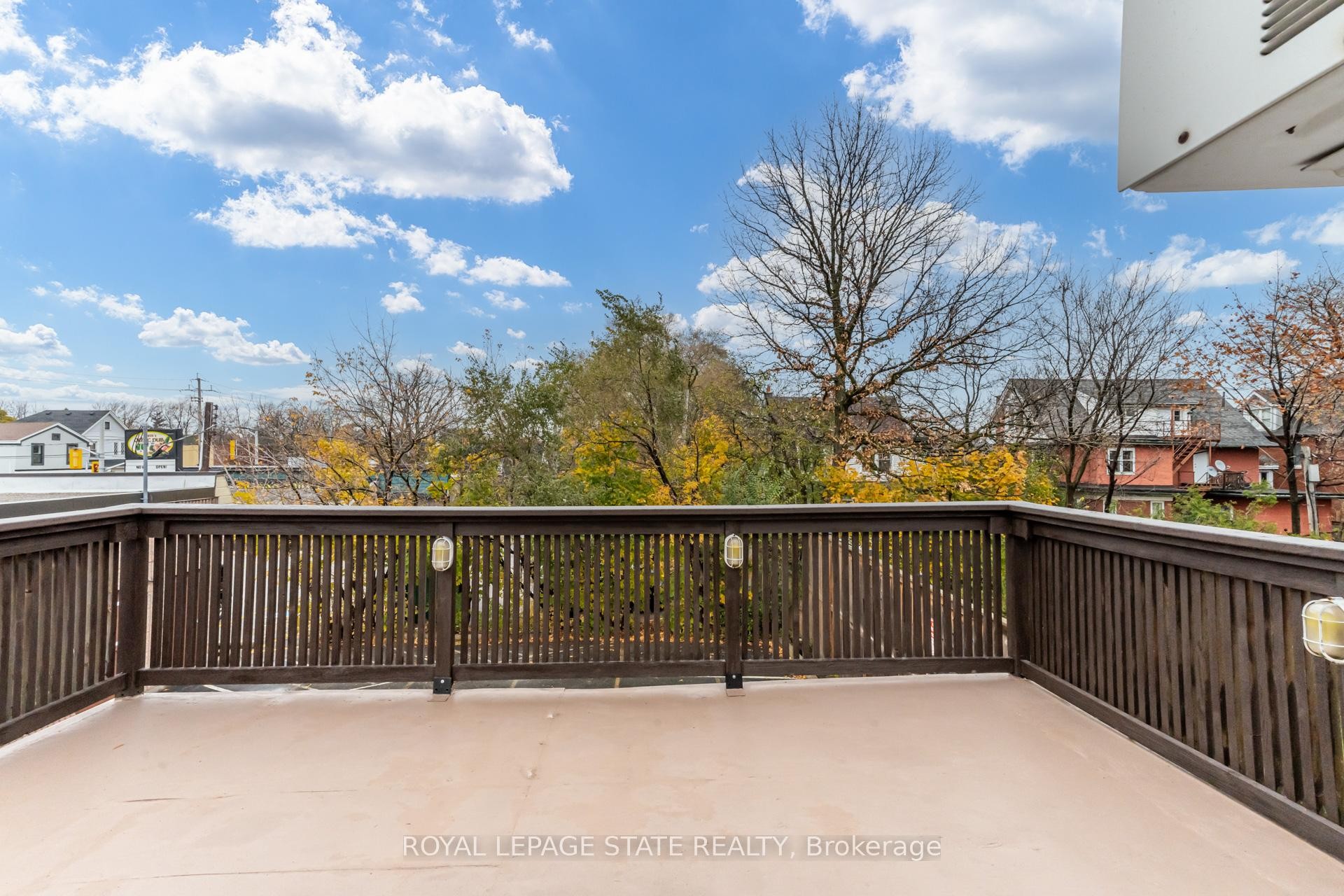 









15


Empress

Avenue,
Hamilton,




ON
L9A 1M1

