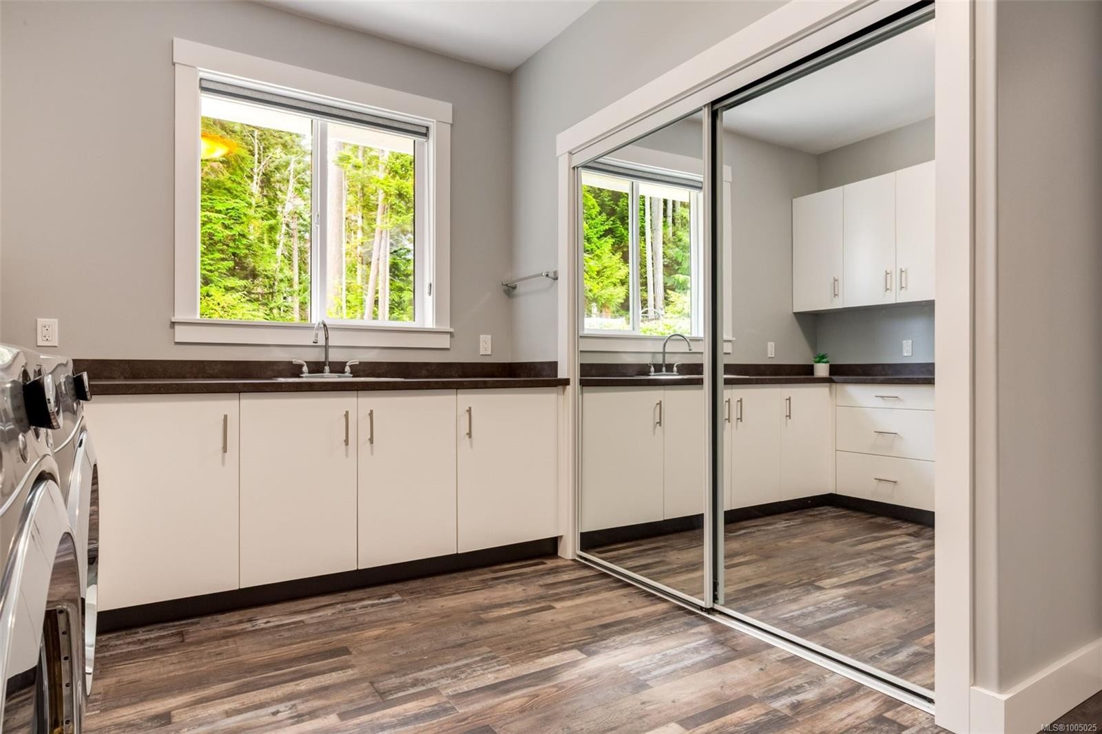 









108


Allview

Lane,
Bowser,




BC
V0R 1G0

