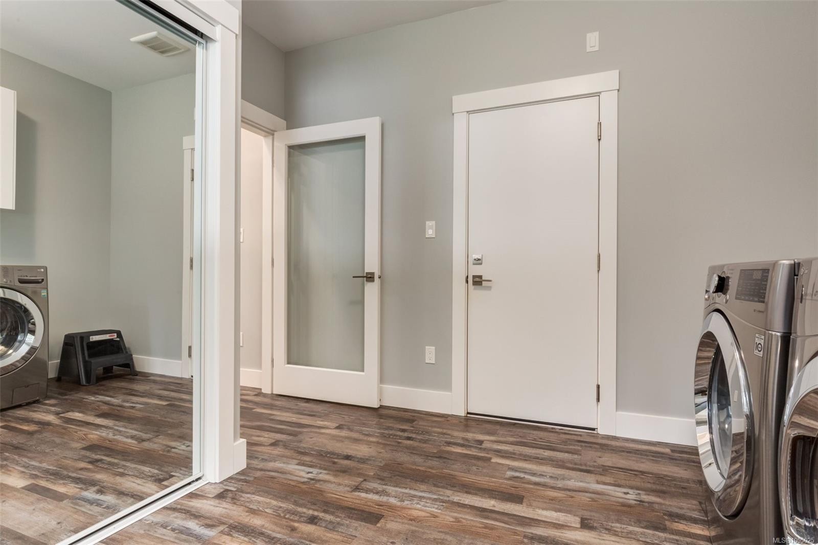 









108


Allview

Lane,
Bowser,




BC
V0R 1G0

