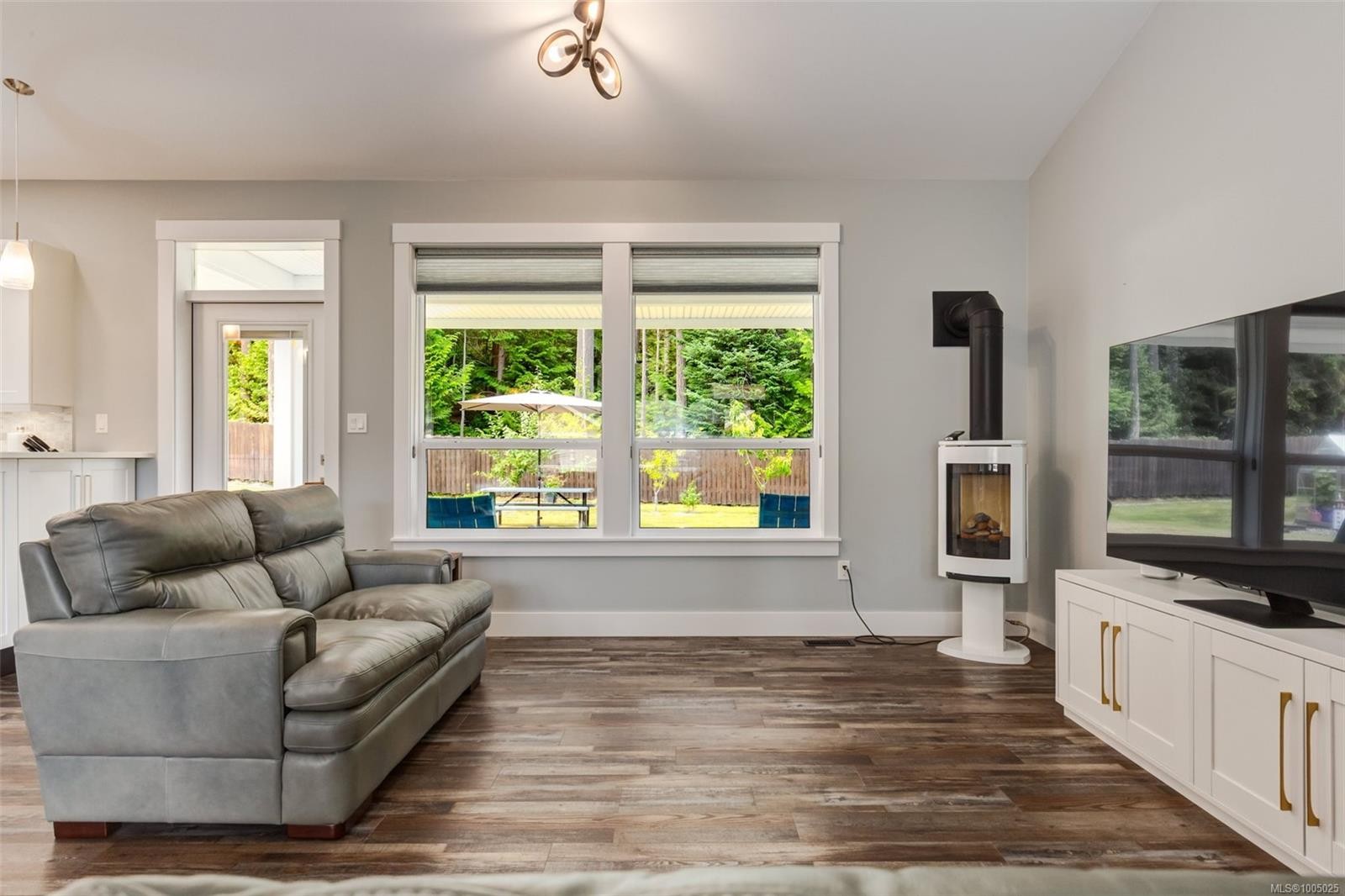 









108


Allview

Lane,
Bowser,




BC
V0R 1G0

