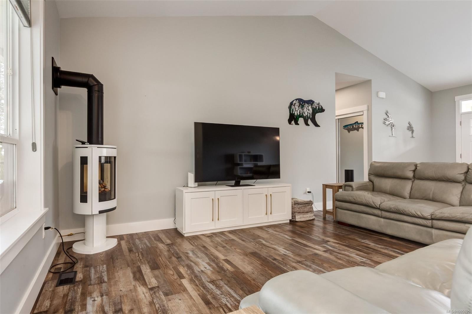 









108


Allview

Lane,
Bowser,




BC
V0R 1G0


