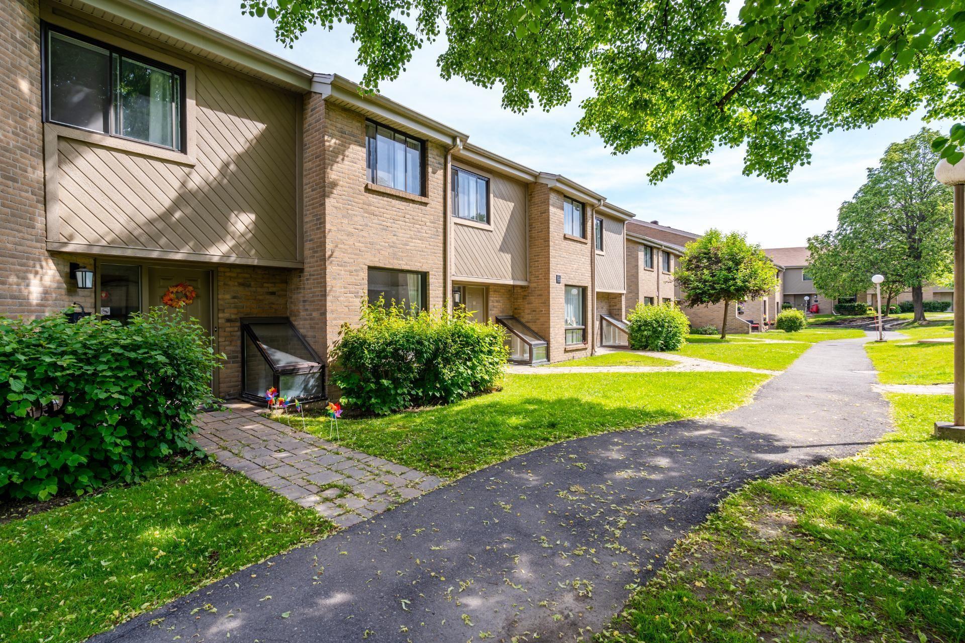 









555


Montrose Drive

, 29,
Beaconsfield,




QC
H9W6B4

