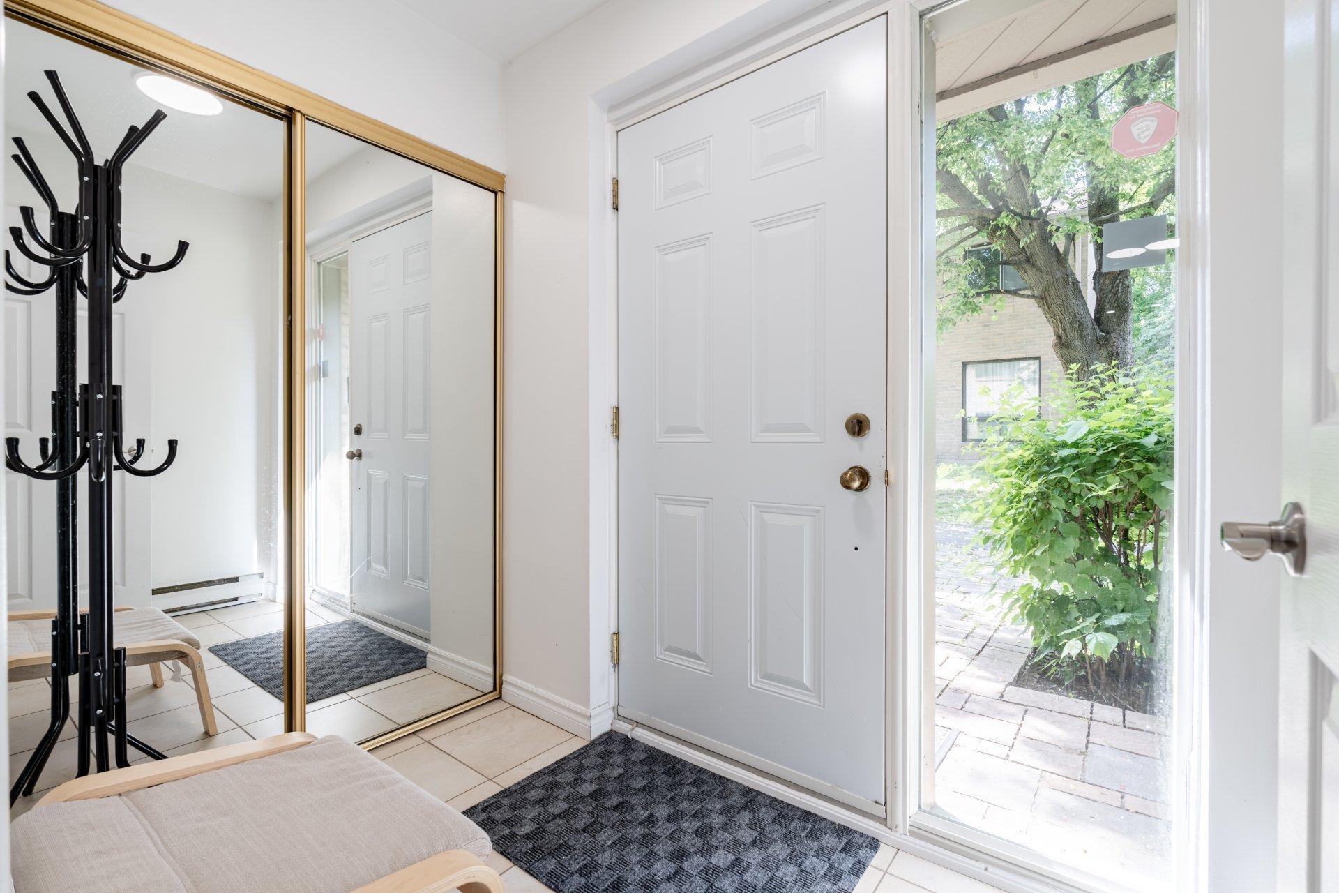 









555


Montrose Drive

, 29,
Beaconsfield,




QC
H9W6B4

