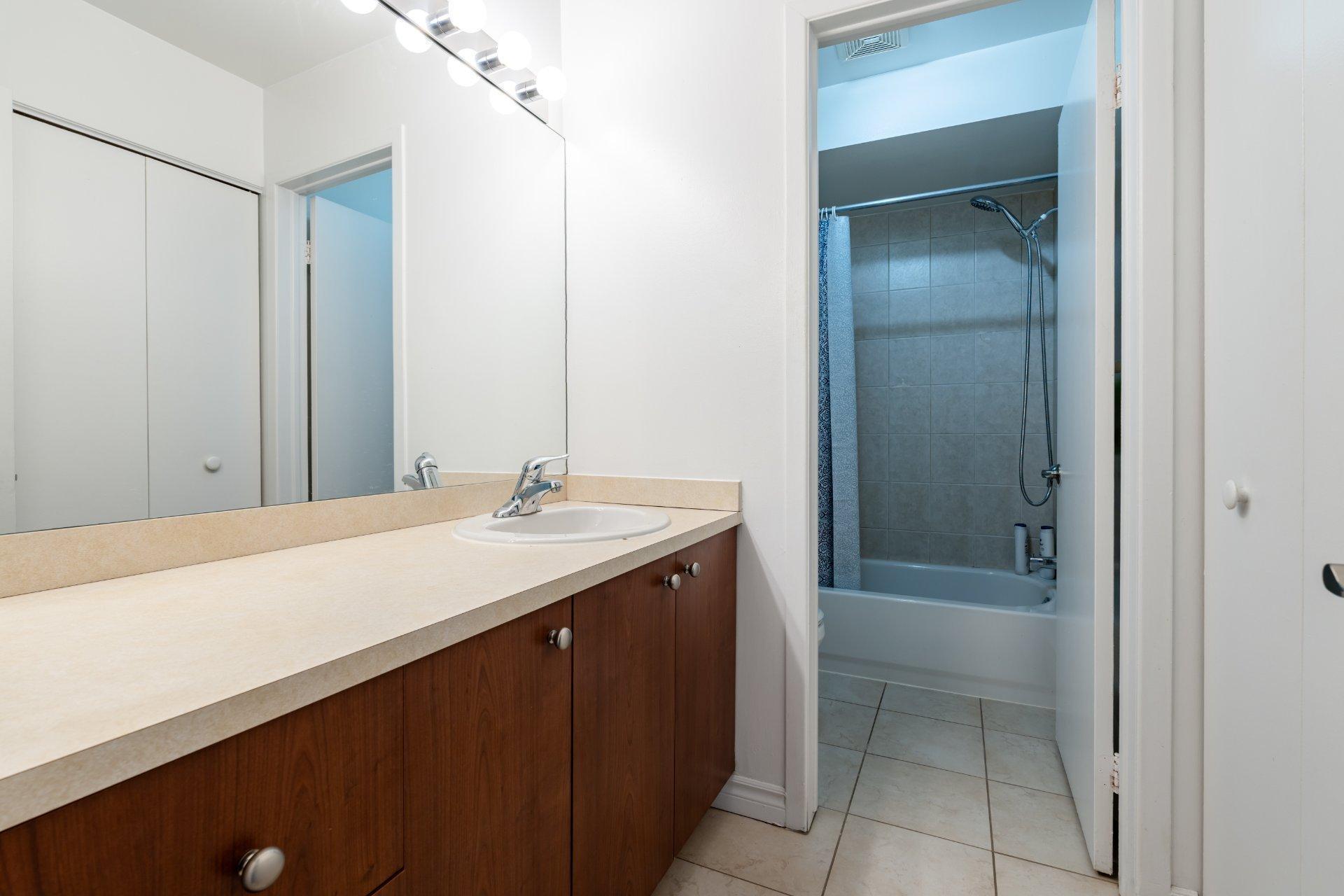 









555


Montrose Drive

, 29,
Beaconsfield,




QC
H9W6B4

