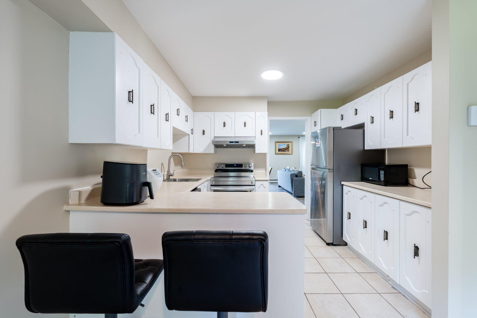 









555


Montrose Drive

, 29,
Beaconsfield,




QC
H9W6B4

