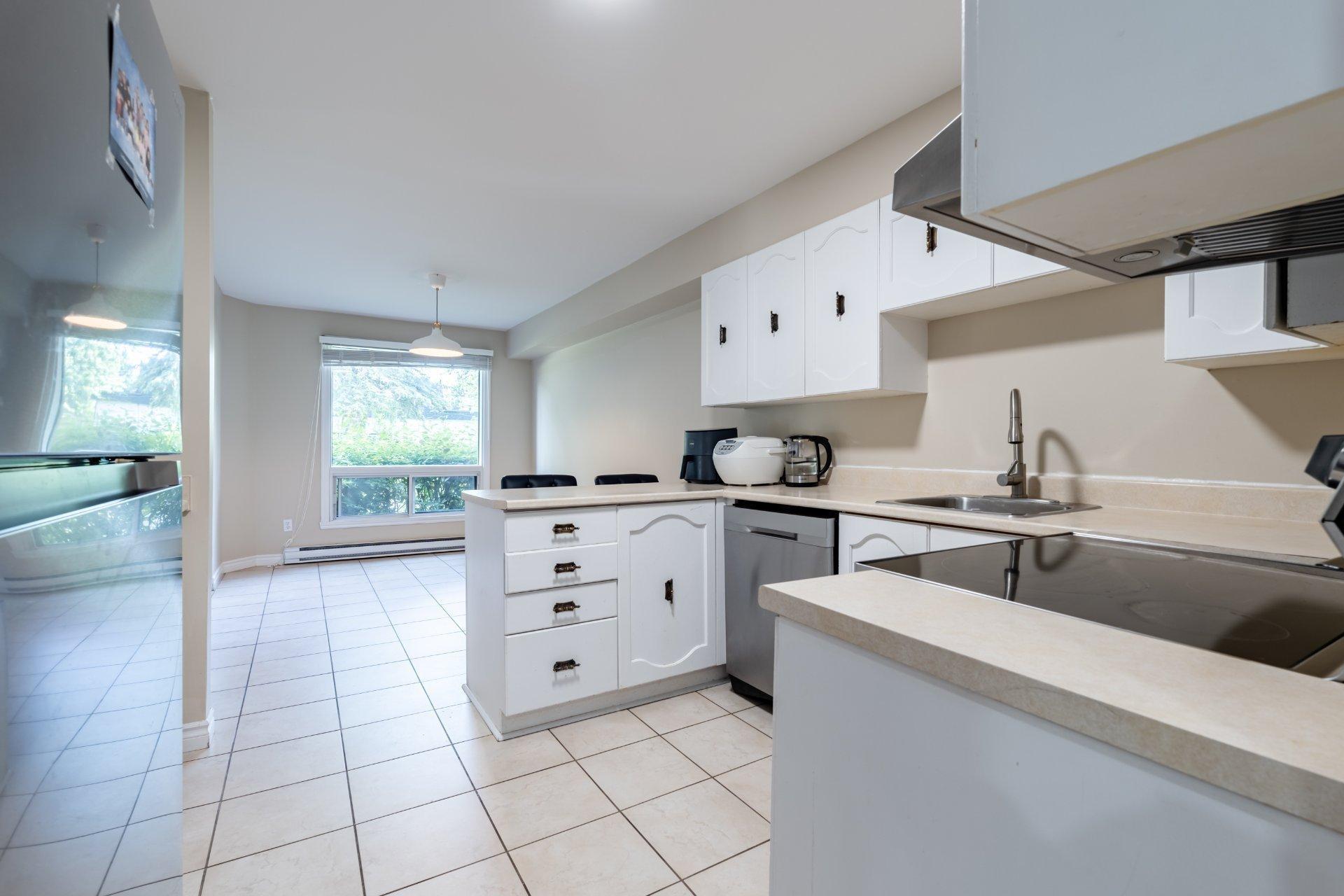









555


Montrose Drive

, 29,
Beaconsfield,




QC
H9W6B4

