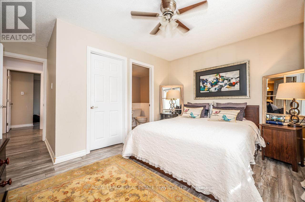 












1013 - 1450 GLEN ABBEY GATE

,
Oakville,




Ontario
L6M2V7


