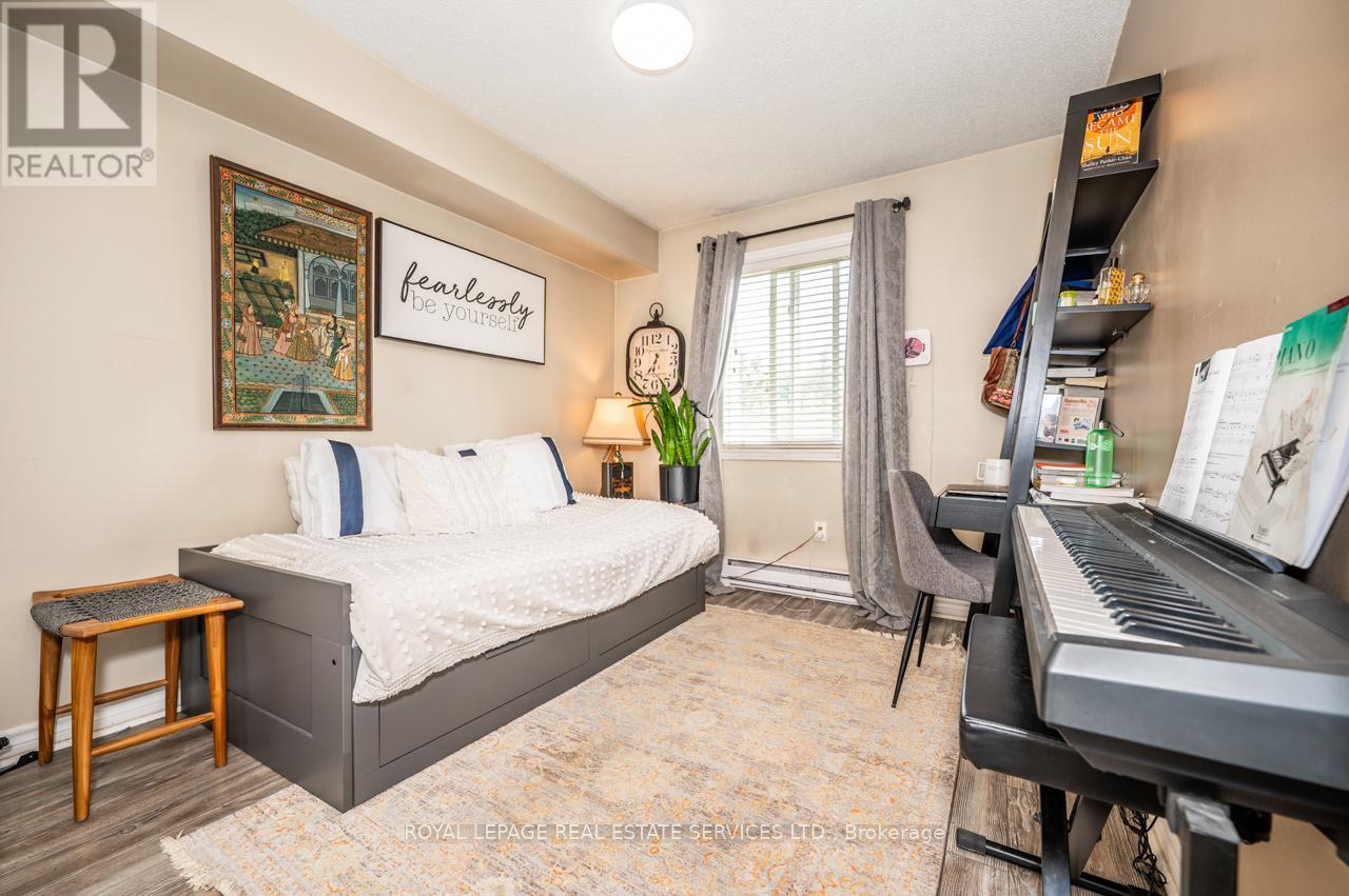 












1013 - 1450 GLEN ABBEY GATE

,
Oakville,




Ontario
L6M2V7

