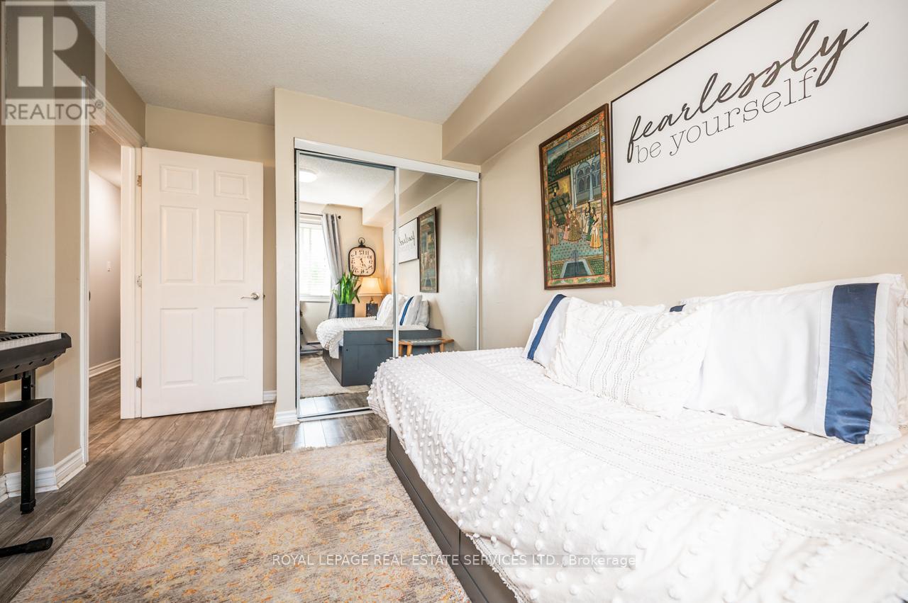 












1013 - 1450 GLEN ABBEY GATE

,
Oakville,




Ontario
L6M2V7

