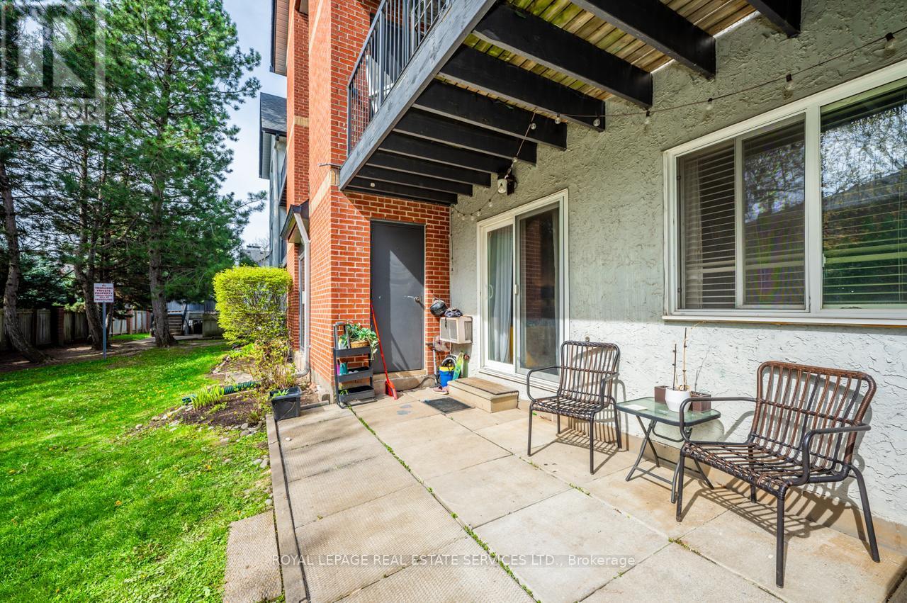 












1013 - 1450 GLEN ABBEY GATE

,
Oakville,




Ontario
L6M2V7

