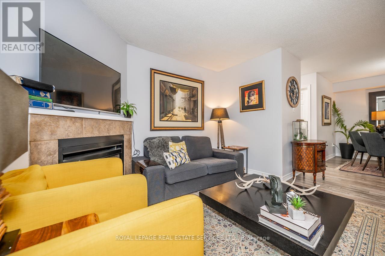 












1013 - 1450 GLEN ABBEY GATE

,
Oakville,




Ontario
L6M2V7

