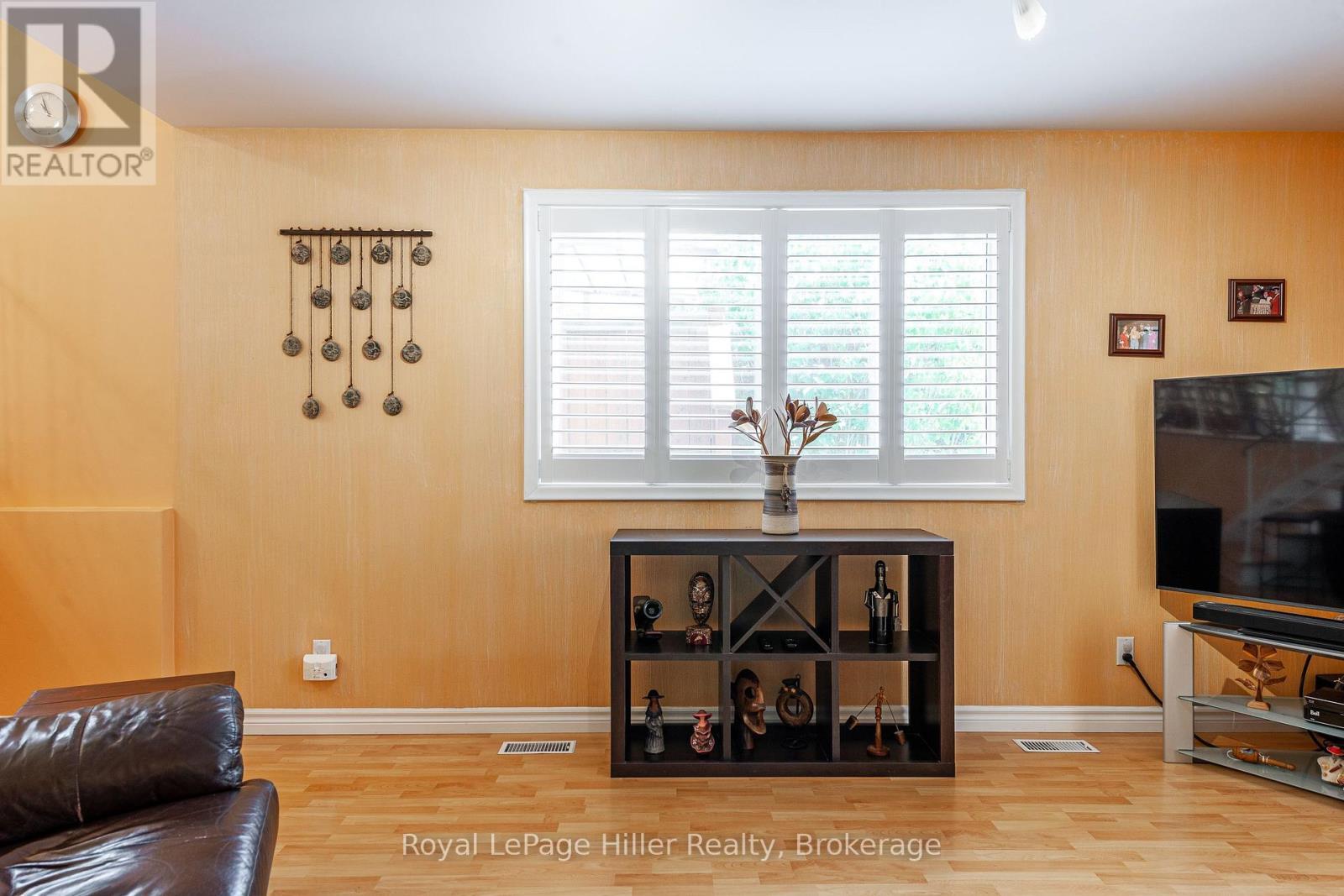 












330 BRITANNIA STREET

,
Stratford,




Ontario
N5A5Z8

