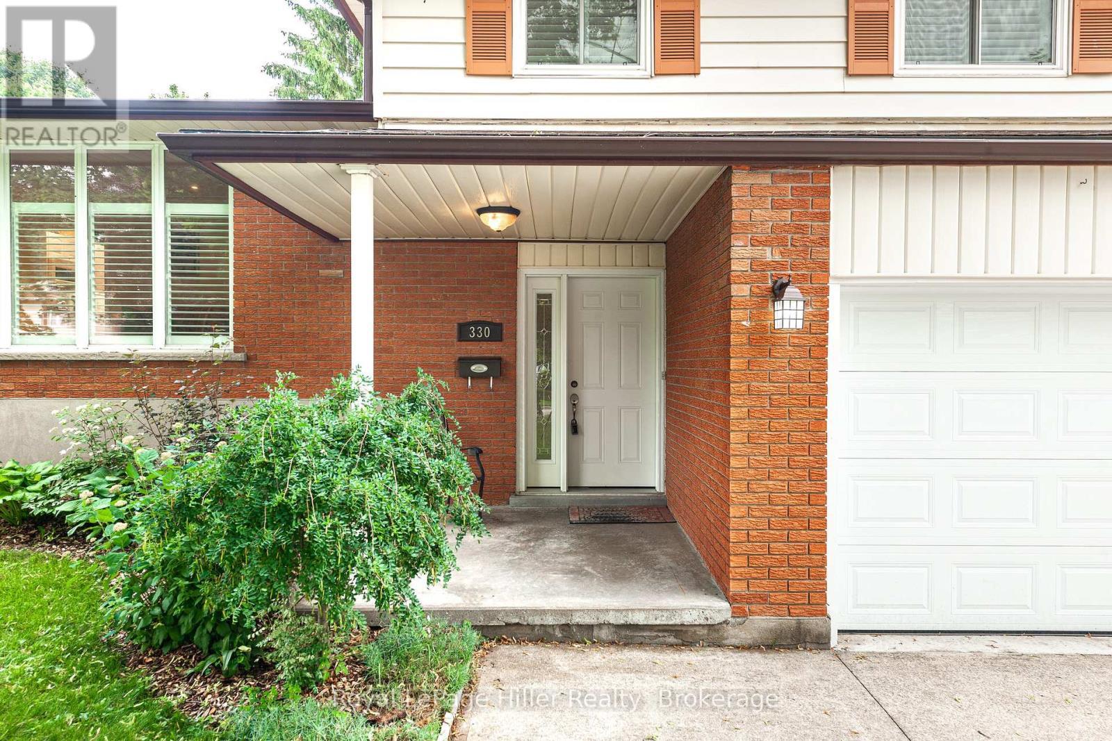 












330 BRITANNIA STREET

,
Stratford,




Ontario
N5A5Z8

