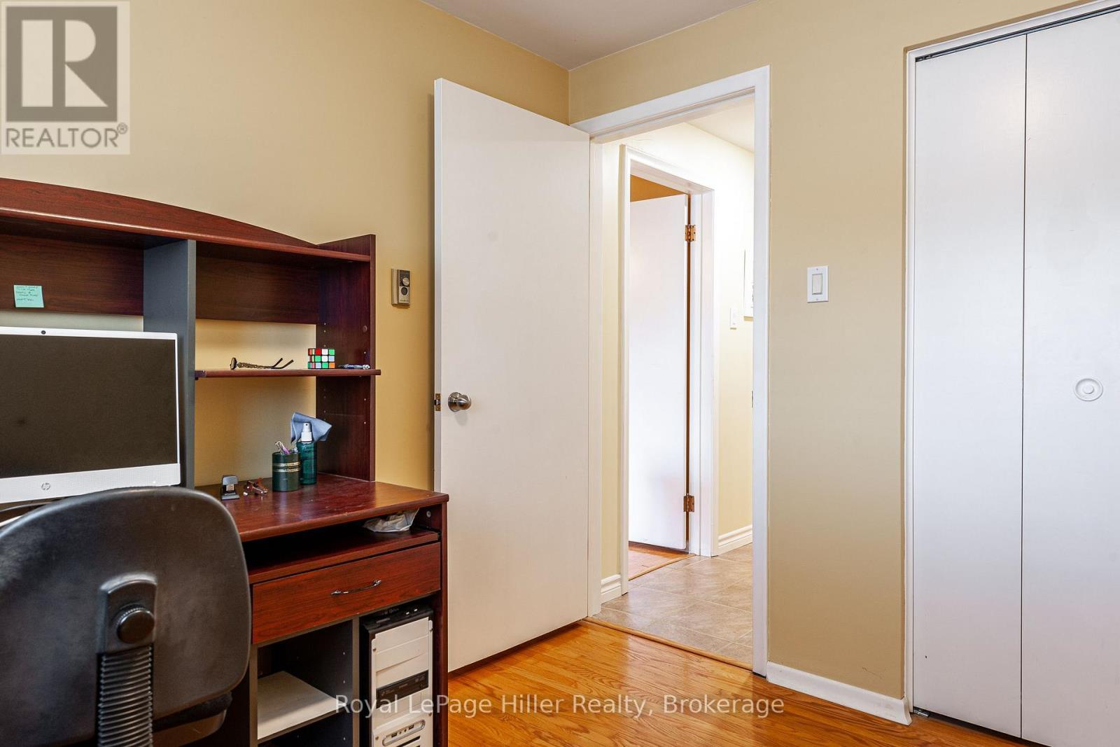 












330 BRITANNIA STREET

,
Stratford,




Ontario
N5A5Z8

