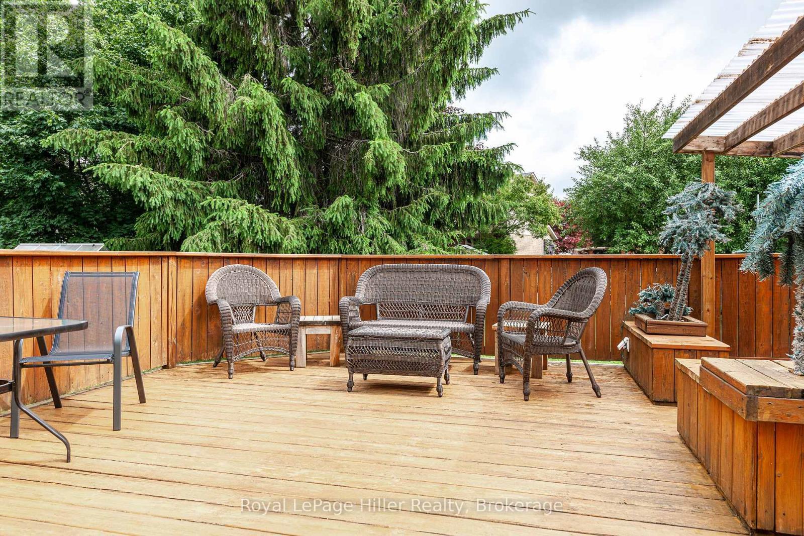 












330 BRITANNIA STREET

,
Stratford,




Ontario
N5A5Z8

