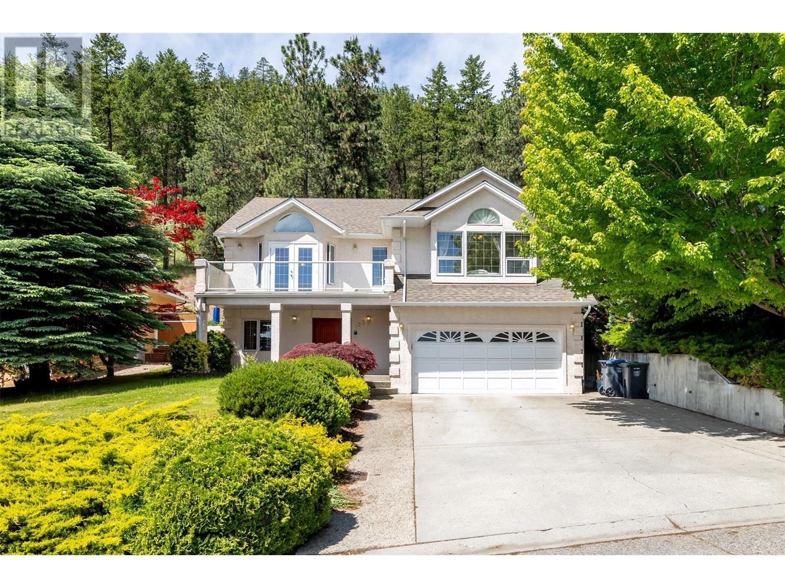 












129 Applecrest Court

,
Kelowna,




British Columbia
V1V1W6

