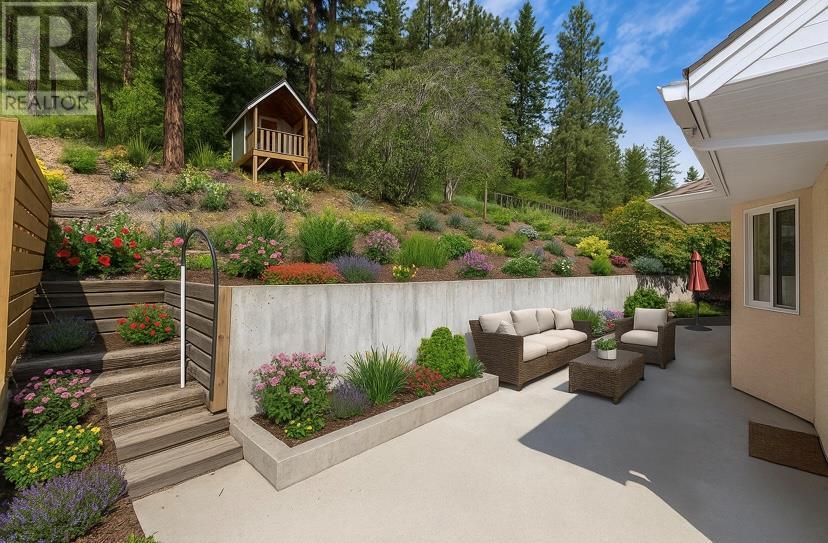 












129 Applecrest Court

,
Kelowna,




British Columbia
V1V1W6

