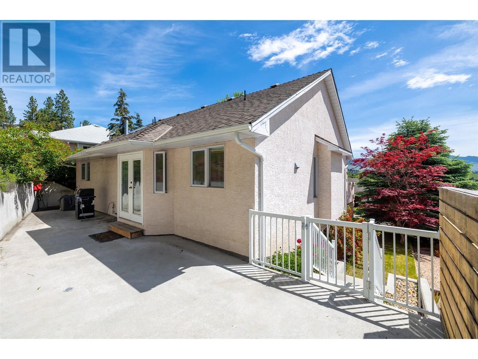 












129 Applecrest Court

,
Kelowna,




British Columbia
V1V1W6

