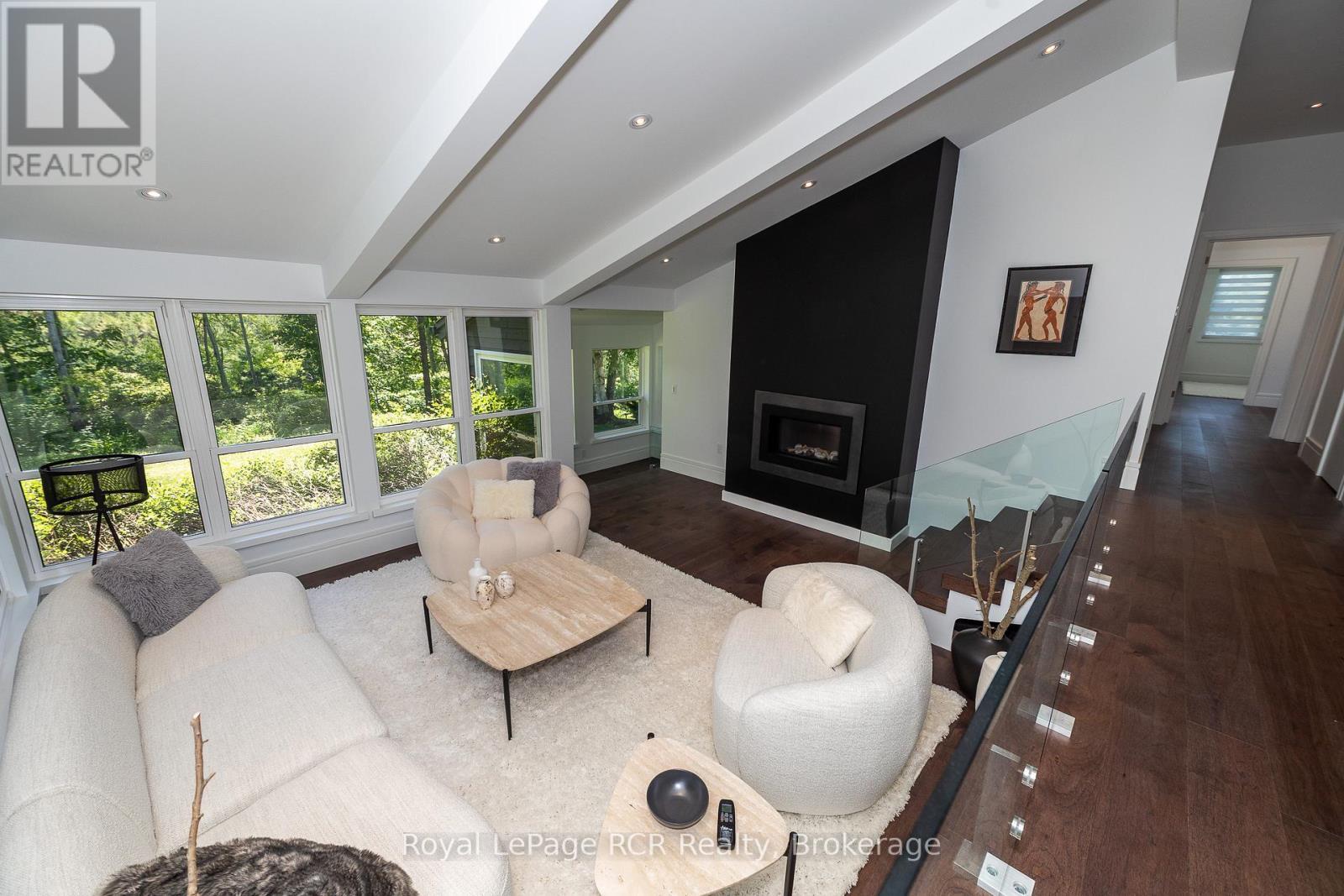 












503801 GREY RD 12

,
West Grey,




Ontario
N0C1H0

