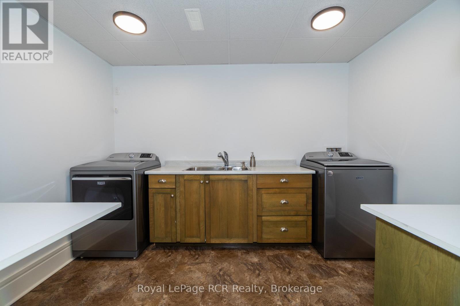












503801 GREY RD 12

,
West Grey,




Ontario
N0C1H0

