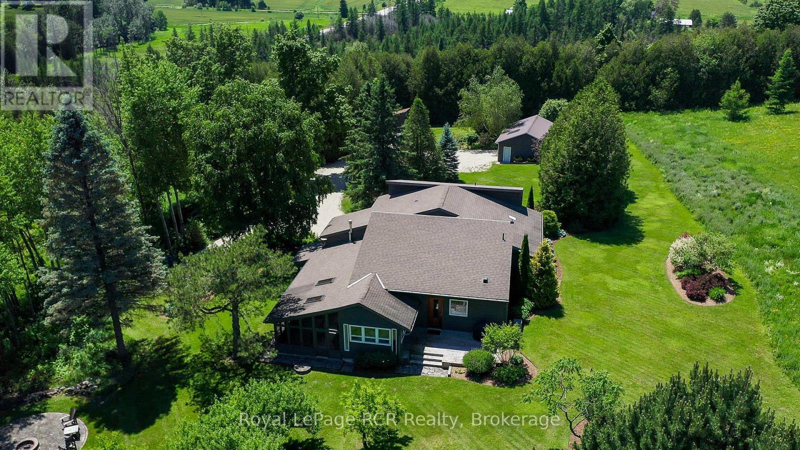 












503801 GREY RD 12

,
West Grey,




Ontario
N0C1H0

