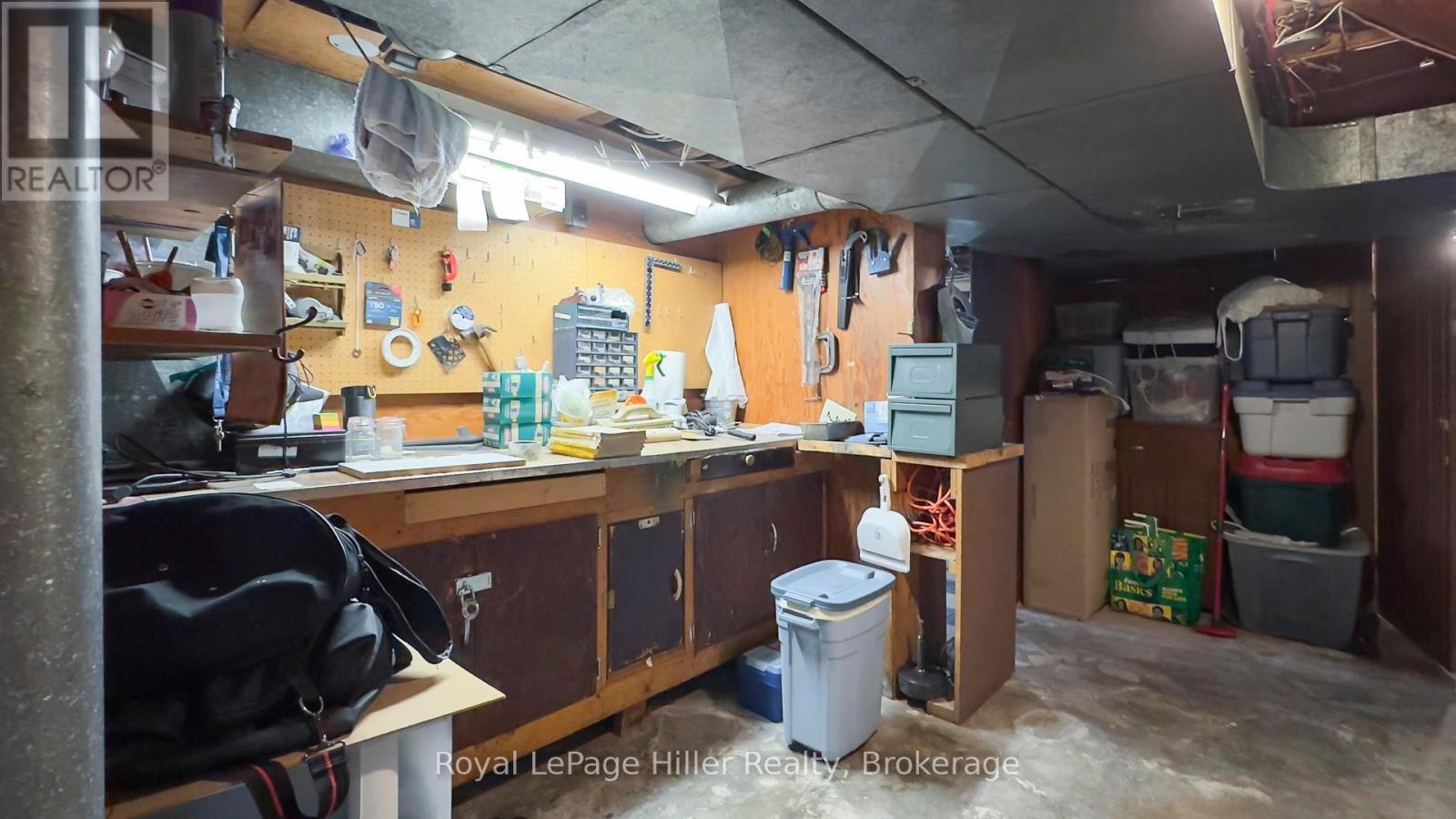 












97 JOHN STREET N

,
Stratford,




Ontario
N5A6K8


