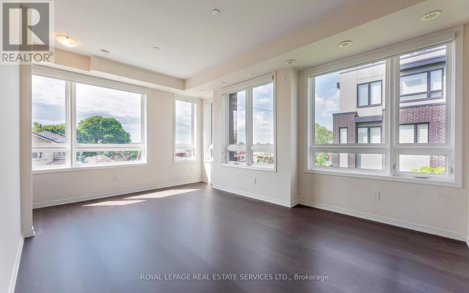 












302 - 1110 BRIAR HILL AVENUE

,
Toronto,




Ontario
M6B0A9

