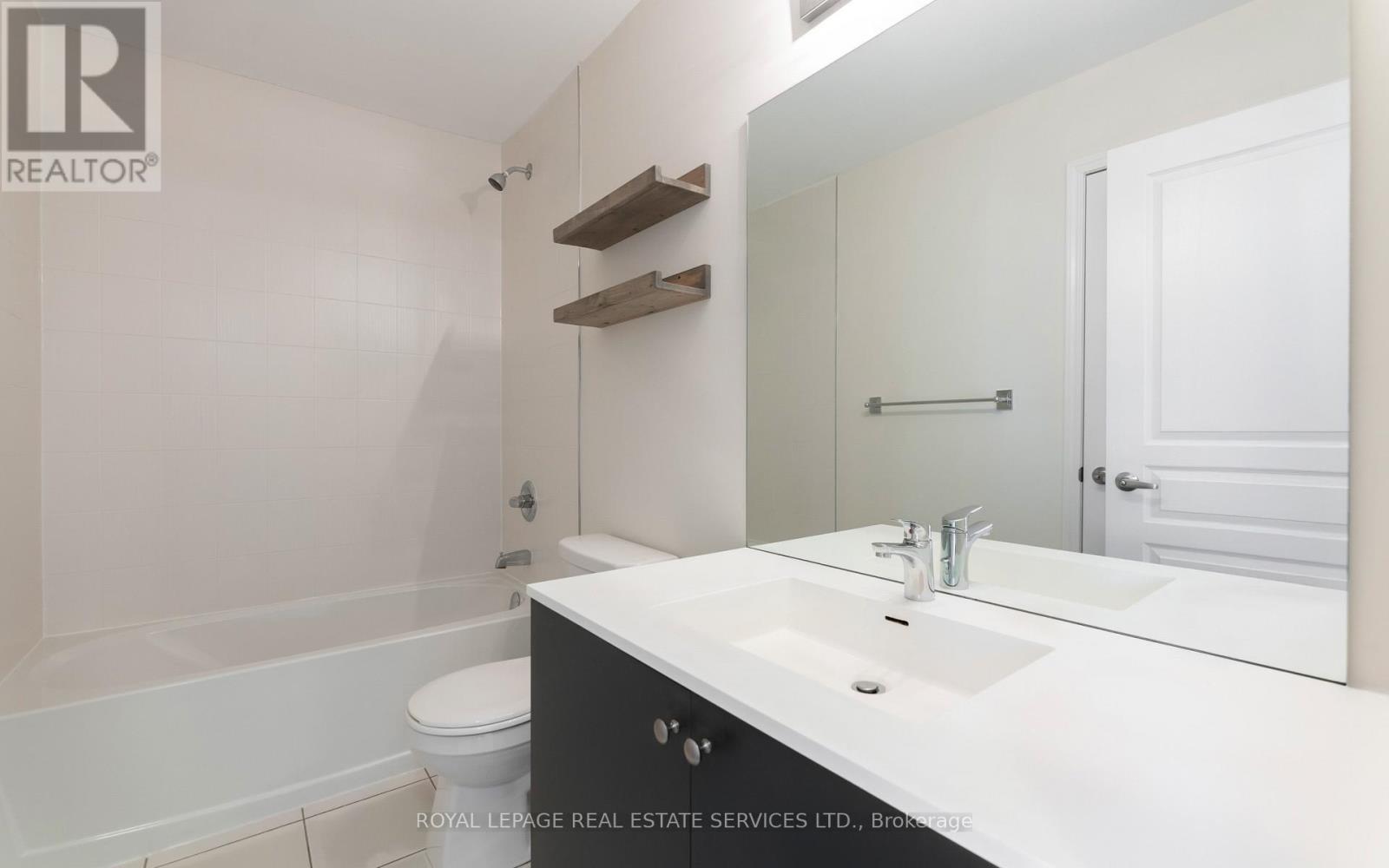 












302 - 1110 BRIAR HILL AVENUE

,
Toronto,




Ontario
M6B0A9

