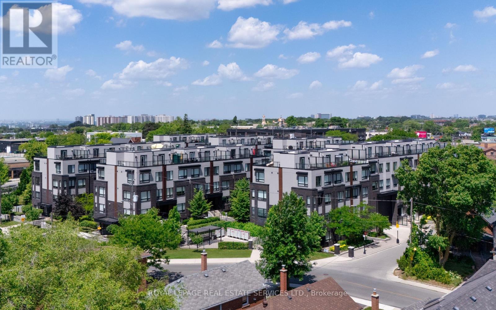 












302 - 1110 BRIAR HILL AVENUE

,
Toronto,




Ontario
M6B0A9

