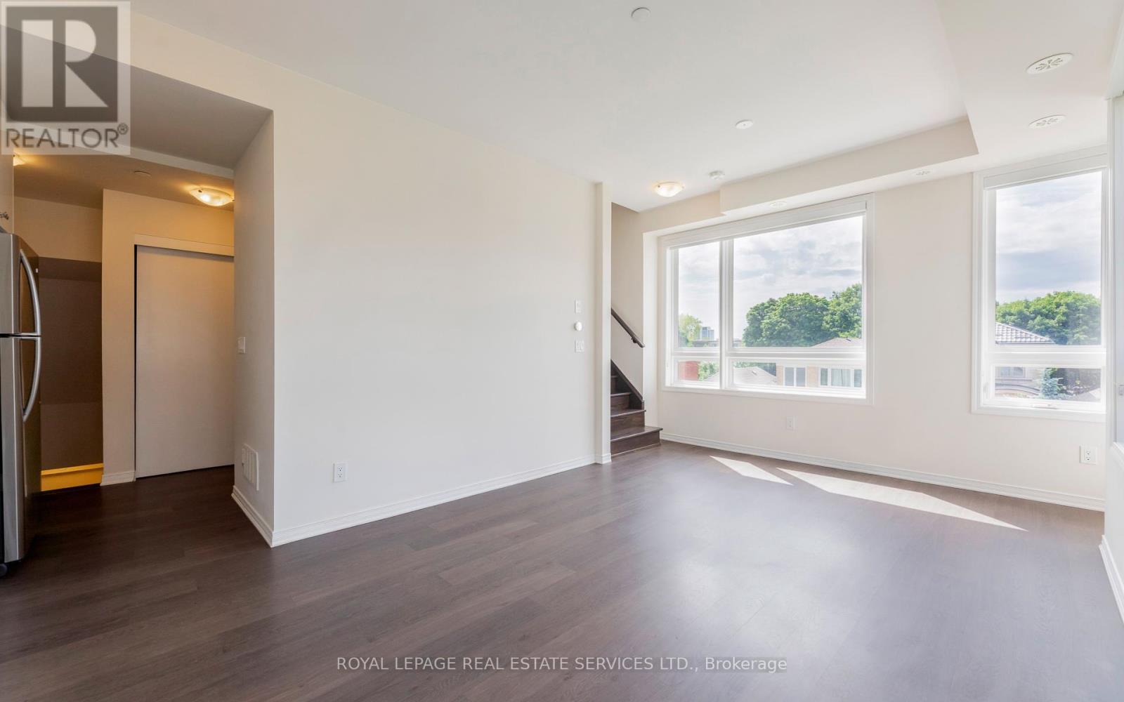 












302 - 1110 BRIAR HILL AVENUE

,
Toronto,




Ontario
M6B0A9

