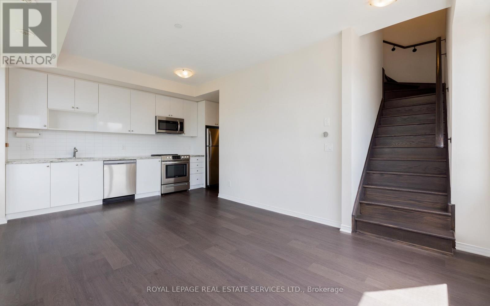 












302 - 1110 BRIAR HILL AVENUE

,
Toronto,




Ontario
M6B0A9

