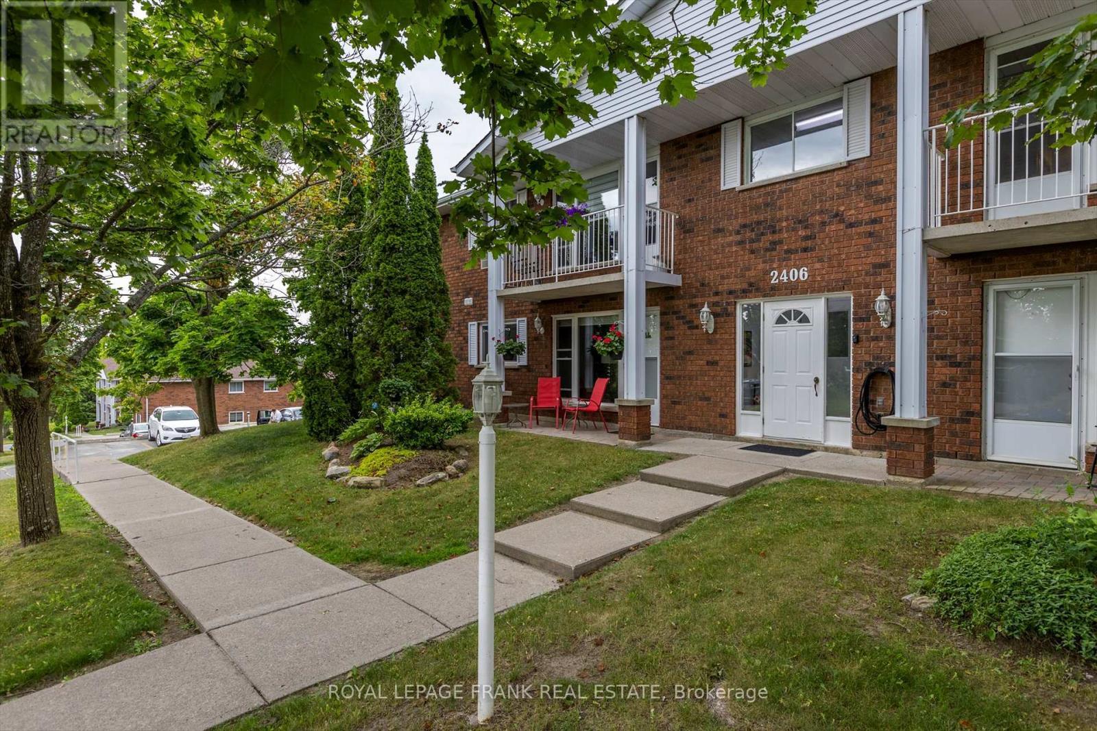 












201 - 2406 MOUNTLAND DRIVE

,
Peterborough West (Central),




Ontario
K9K2E1

