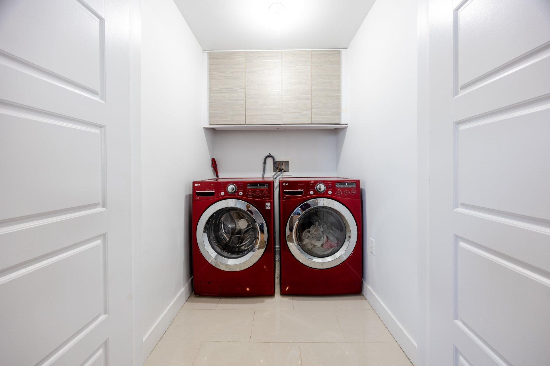 









407


Ch. des Prairies

,
Brossard,




QC
J4X1E5


