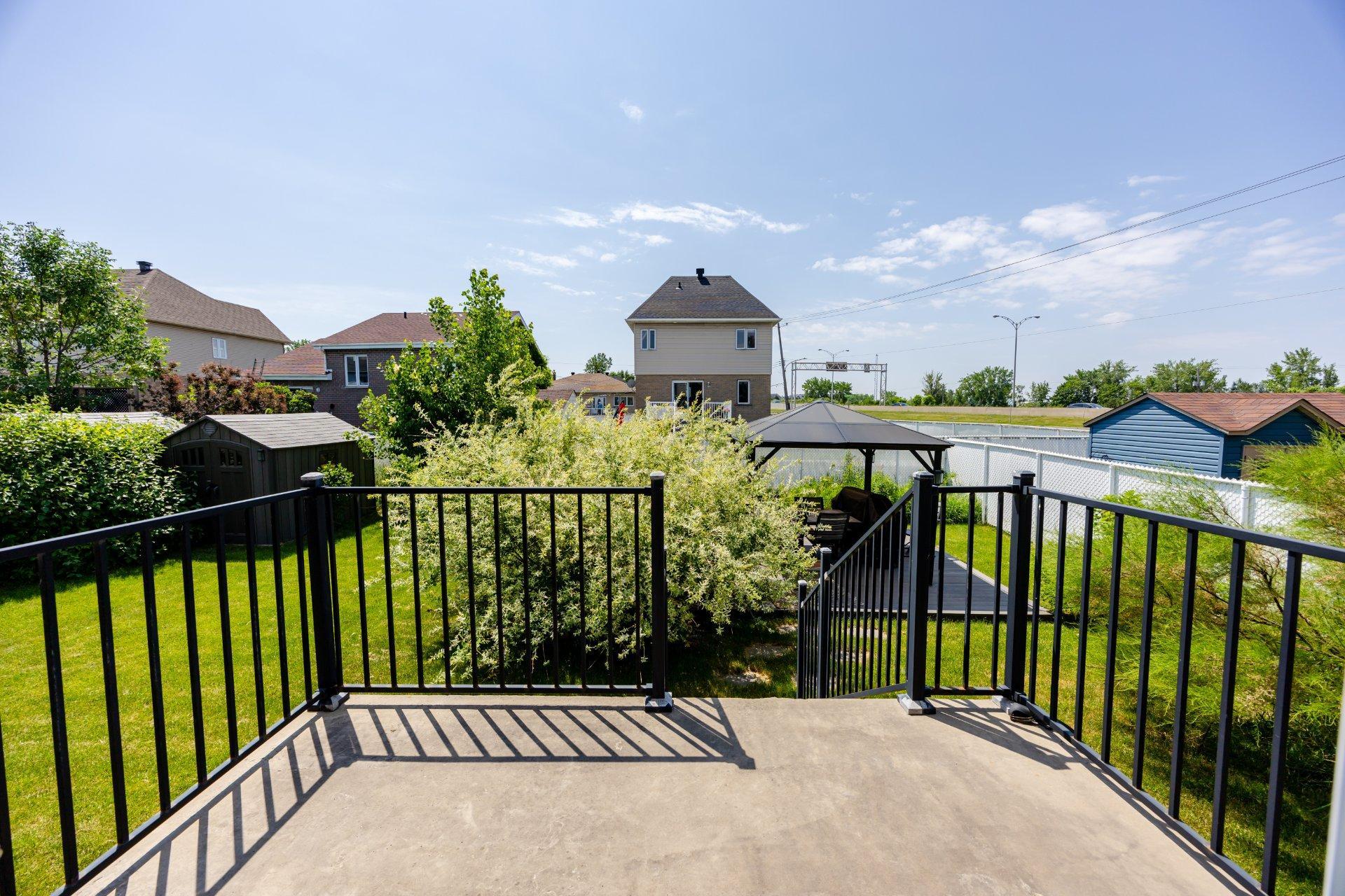 









407


Ch. des Prairies

,
Brossard,




QC
J4X1E5

