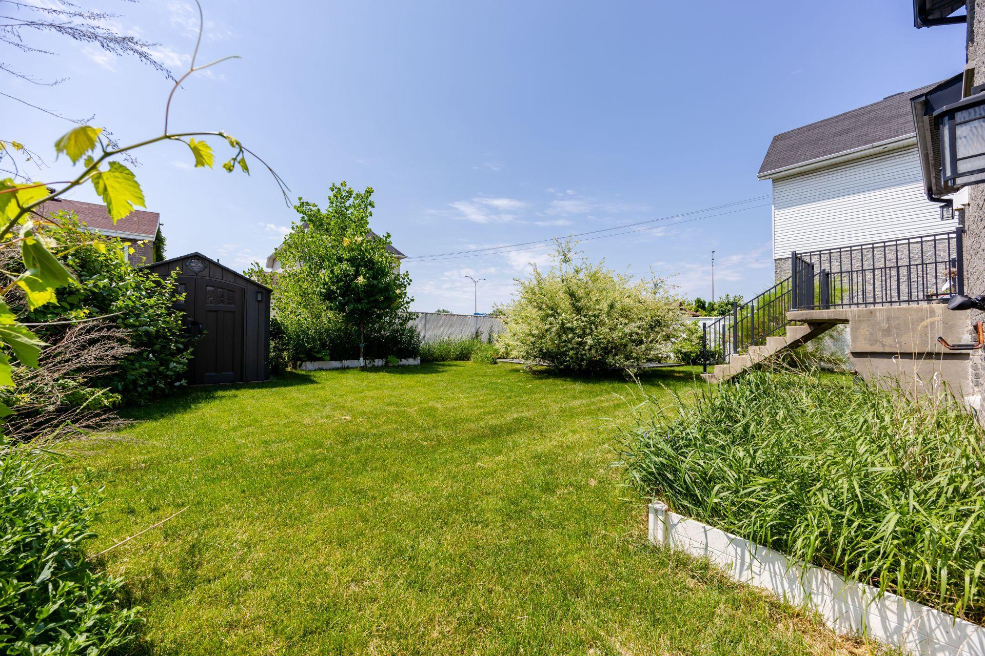 









407


Ch. des Prairies

,
Brossard,




QC
J4X1E5

