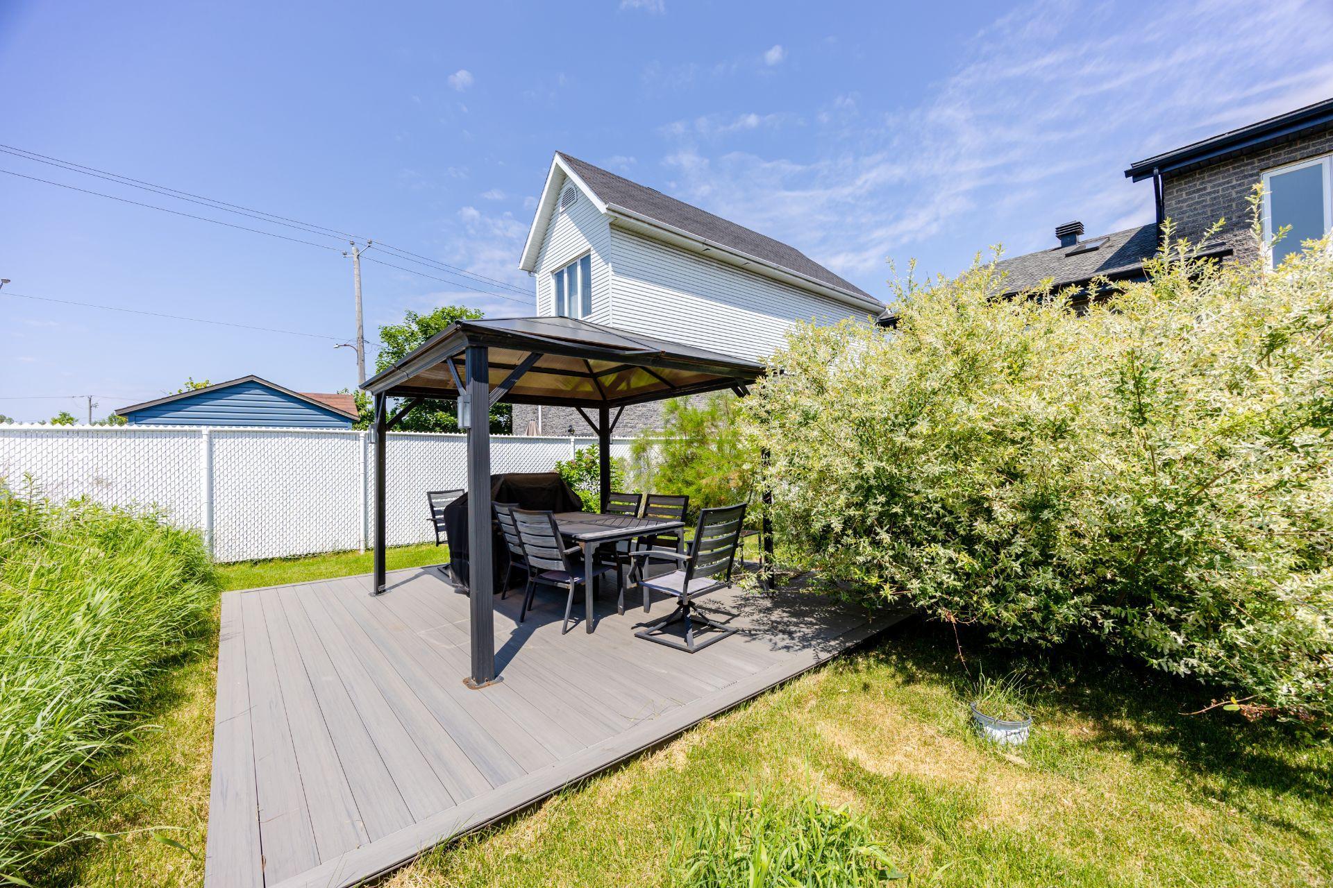 









407


Ch. des Prairies

,
Brossard,




QC
J4X1E5

