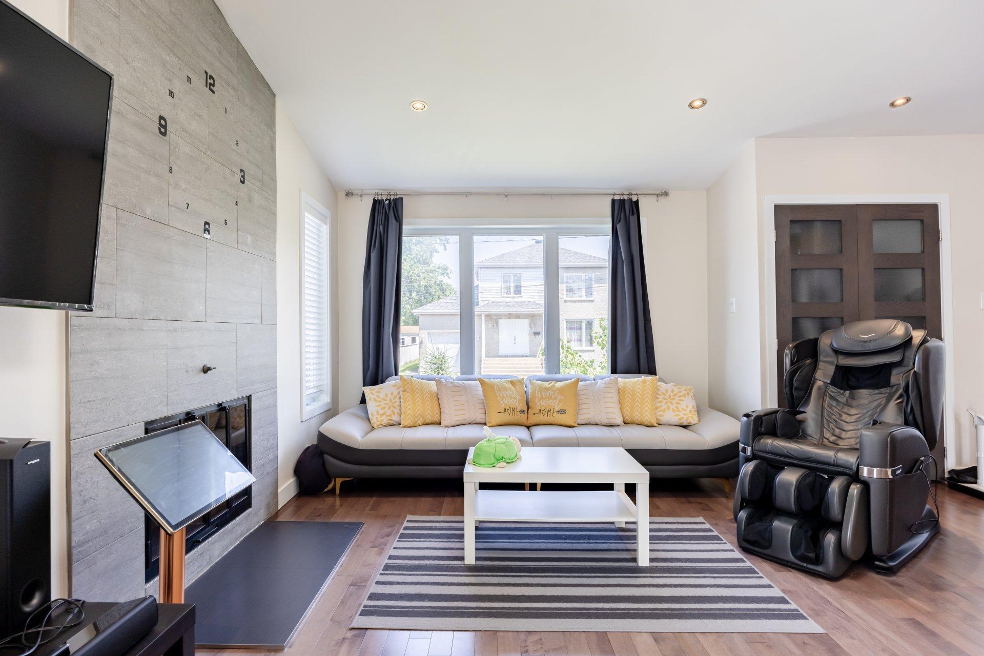 









407


Ch. des Prairies

,
Brossard,




QC
J4X1E5

