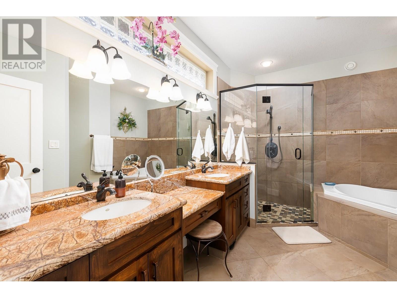 












420 20th Avenue N Unit# 18

,
Creston,




British Columbia
V0B1G5

