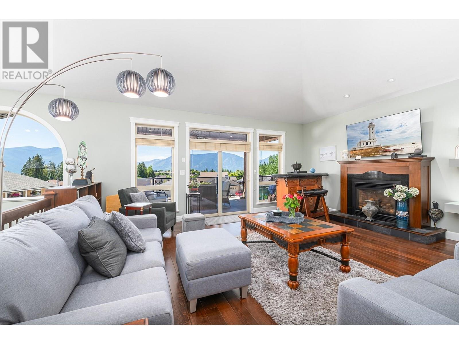 












420 20th Avenue N Unit# 18

,
Creston,




British Columbia
V0B1G5

