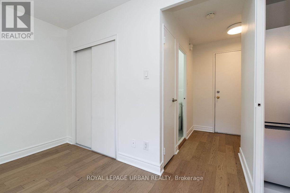 












103 - 55 HENDRICK AVENUE

,
Toronto,




Ontario
M6G3S4

