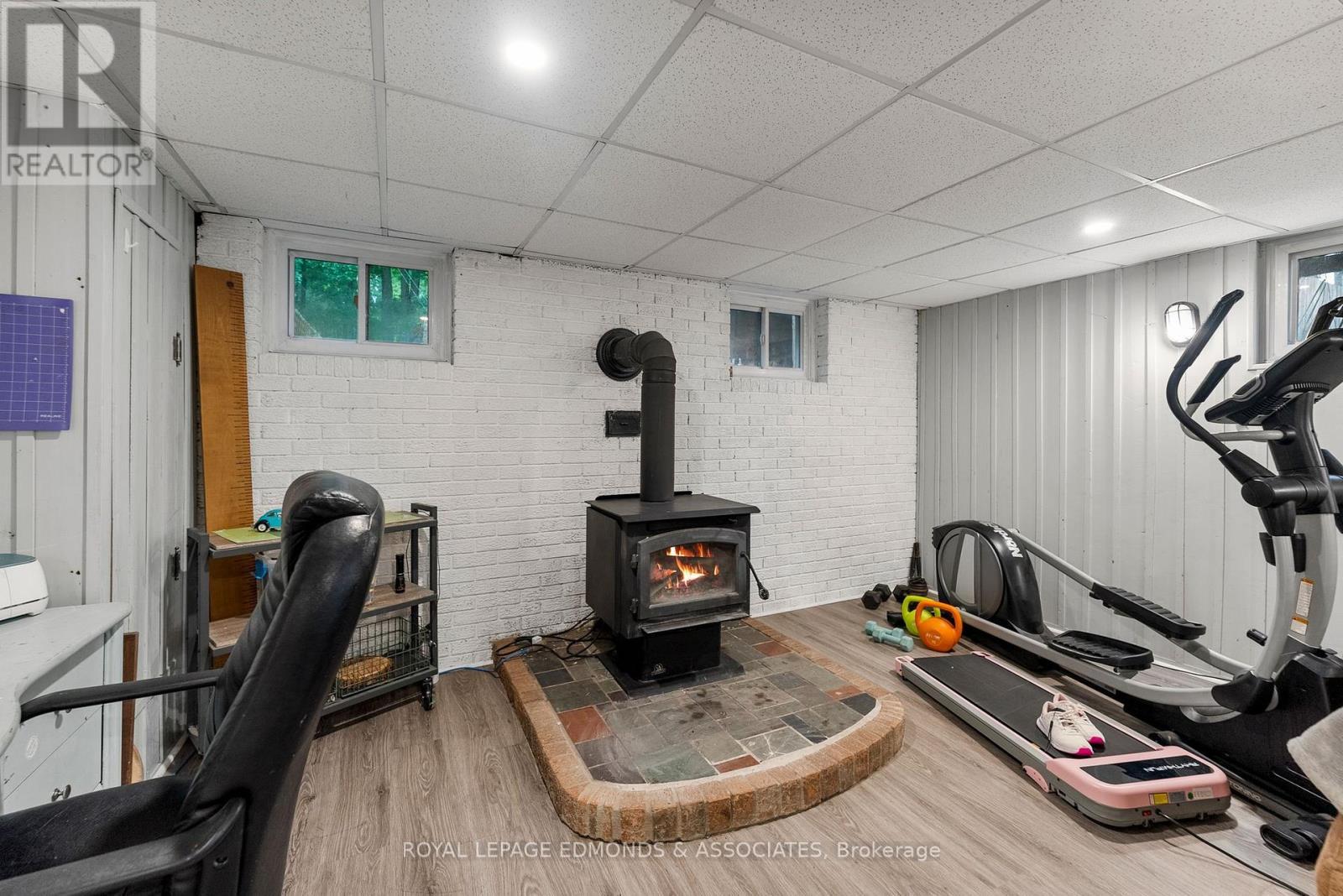 












3624 B LINE ROAD

,
Laurentian Valley,




Ontario
K8A6W7

