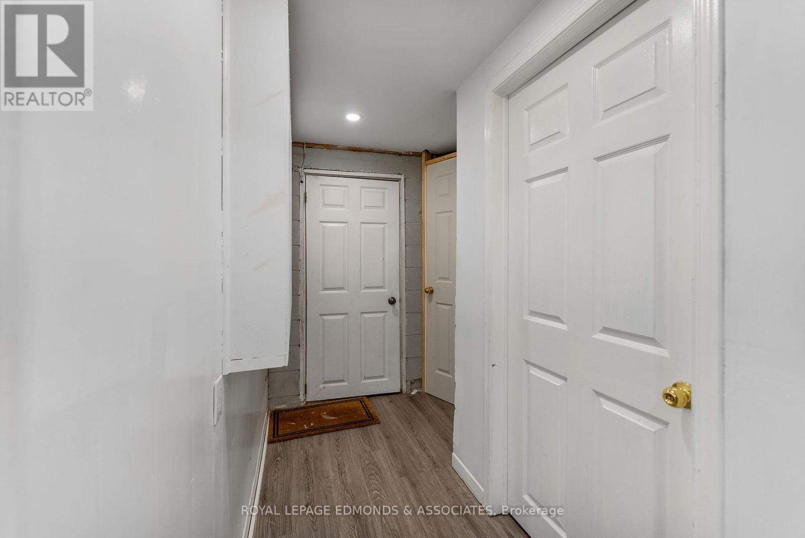 












3624 B LINE ROAD

,
Laurentian Valley,




Ontario
K8A6W7

