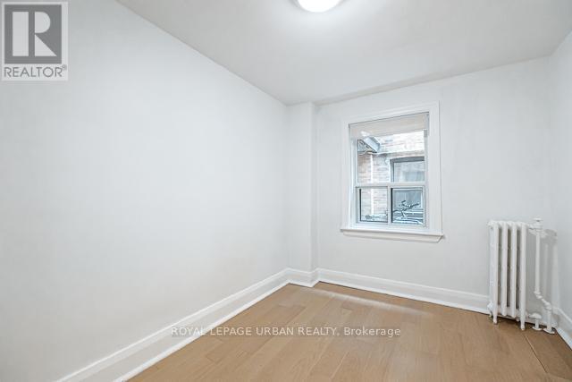 












5 - 145 ARLINGTON AVENUE

,
Toronto,




Ontario
M6C2Z3

